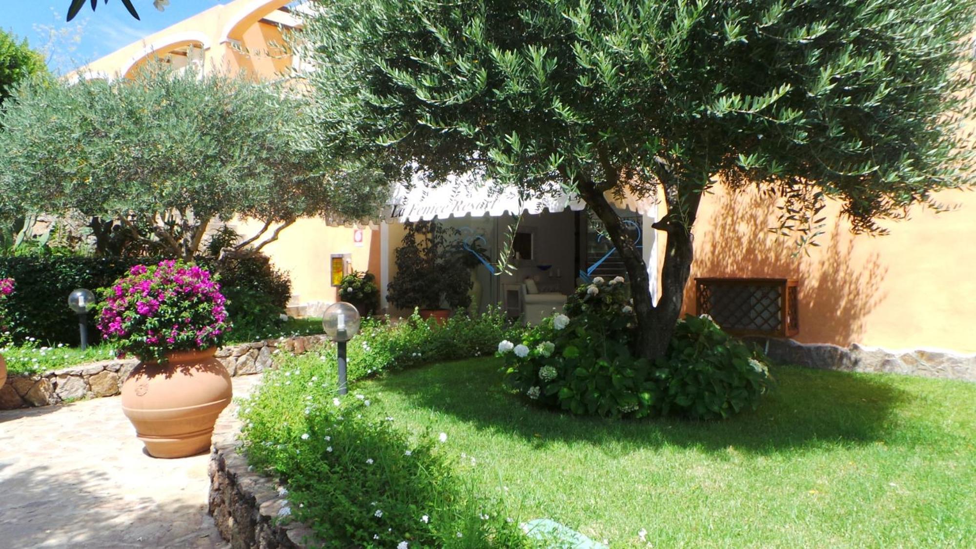 La Fenice Resort Olbia Ngoại thất bức ảnh